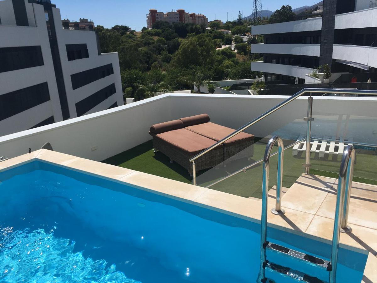 Bright Apartment, Community Pool And Own Private Pool On Splendid Terrace, Garage, 900m, Mountains 200m *