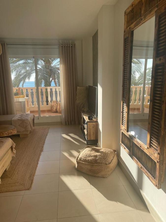 Modern Directly On The With Wifi And Air Conditioning *