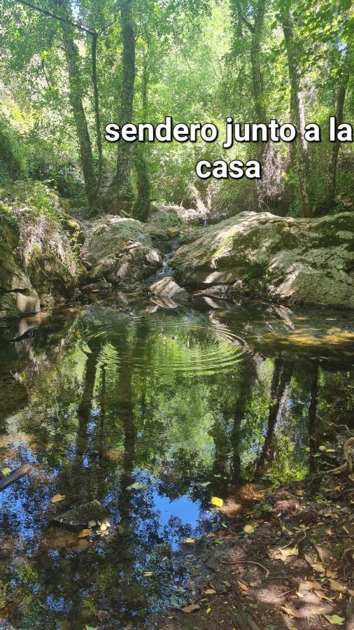 La Casa Junto Al Sendero Del Río *