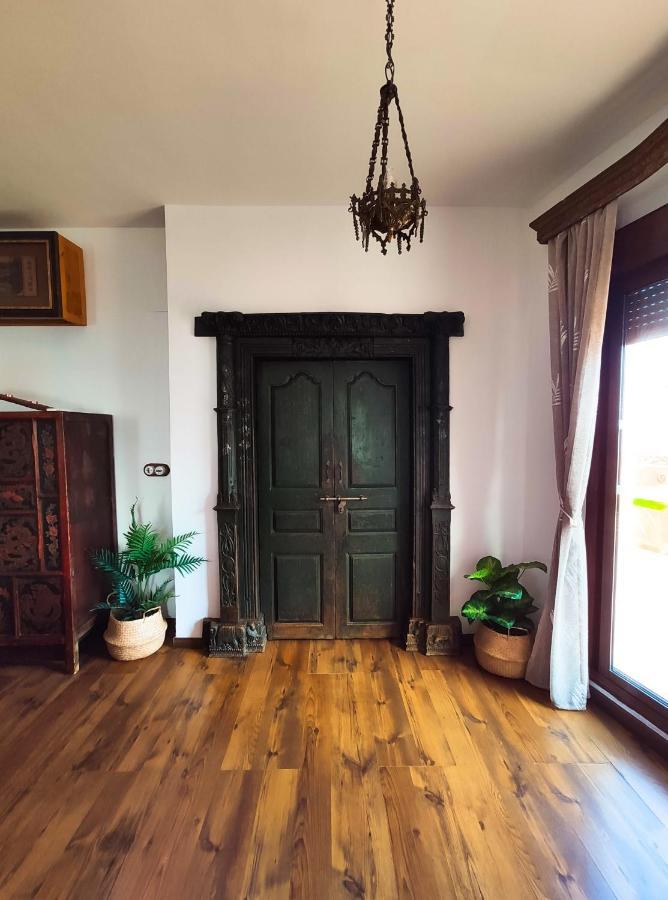 Apartment Atico Imperial Garaje Gratis Centrico Terraza Aire Acond Solarium 2 Banos Wifi A 1minuto De La Plaza Cabildo Sanlucar de Barrameda