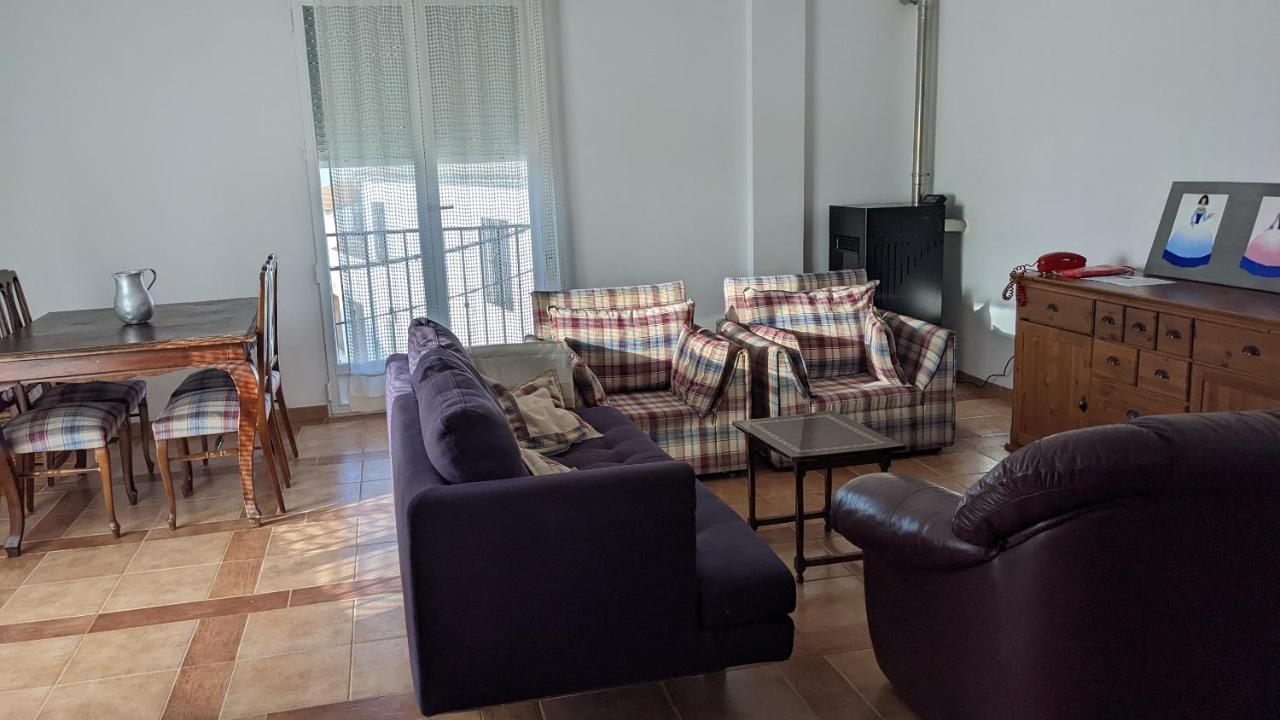 Apartment Comodo Piso En *