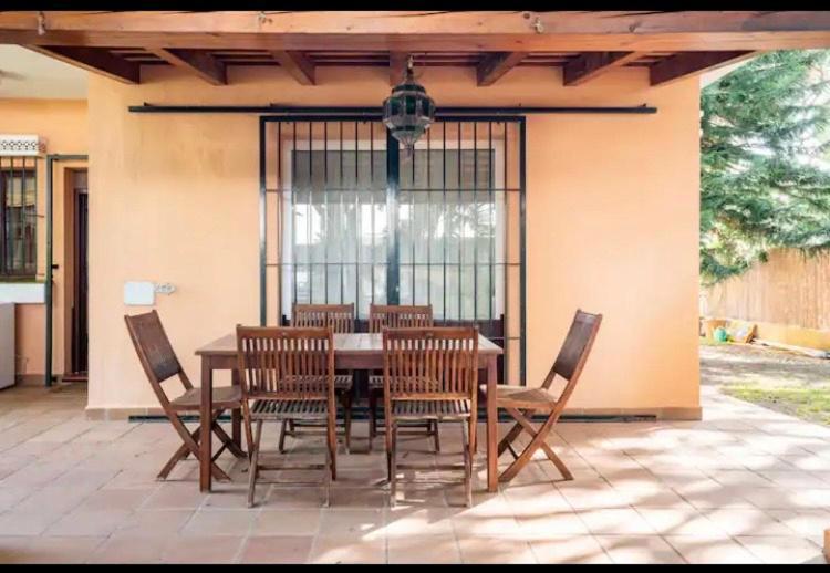 Holiday home Precioso Chalet En -conil Playa Y Golf