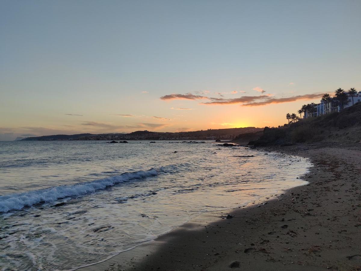 Apartamento Frontline Apartment, La Perla De La Bahia, Bahia De - Estepona *