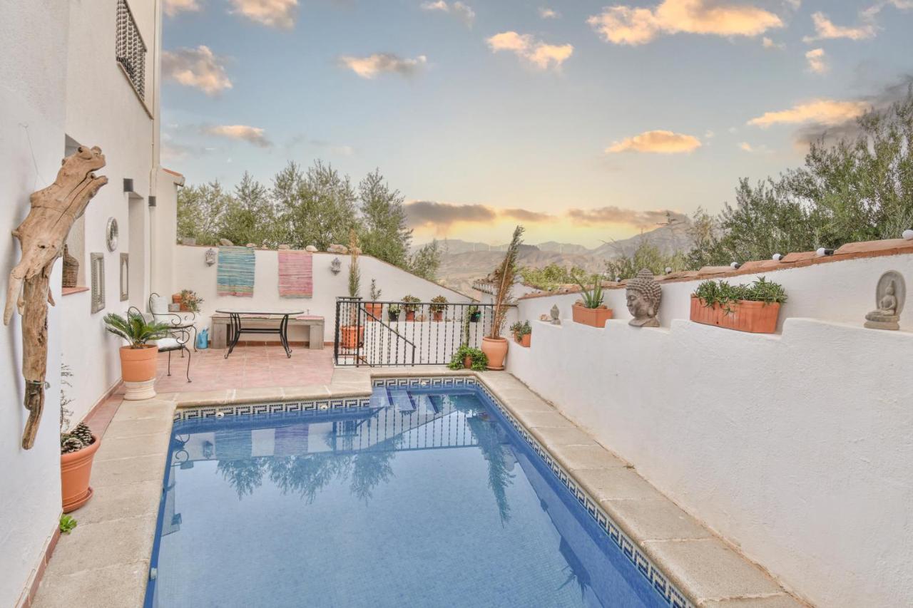 Casa Sol Y Aire - Vakantievilla In Dorp Met Prive Zwembad Сasa de vacaciones *