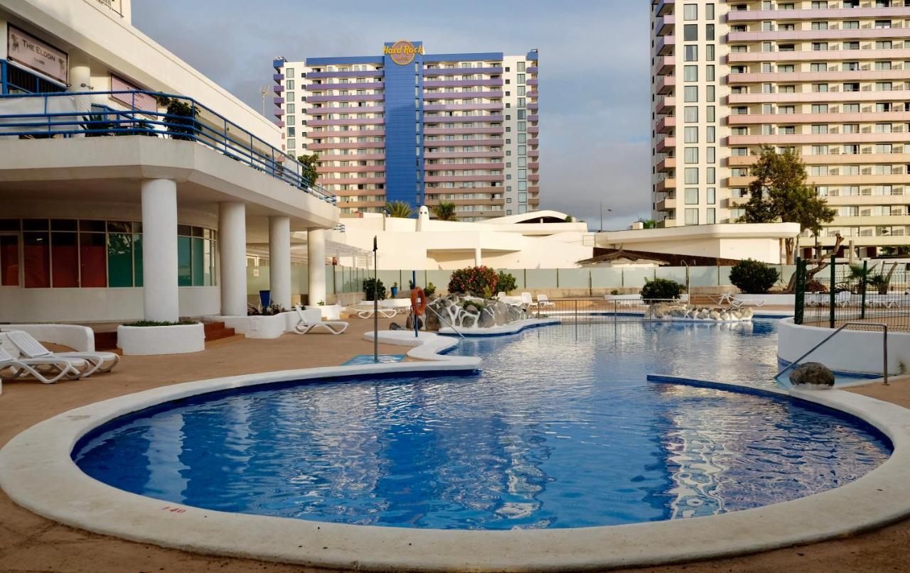 Pleasantly Studio With A Sea View And Pool, Paraiso Del Sur 611 Holiday home