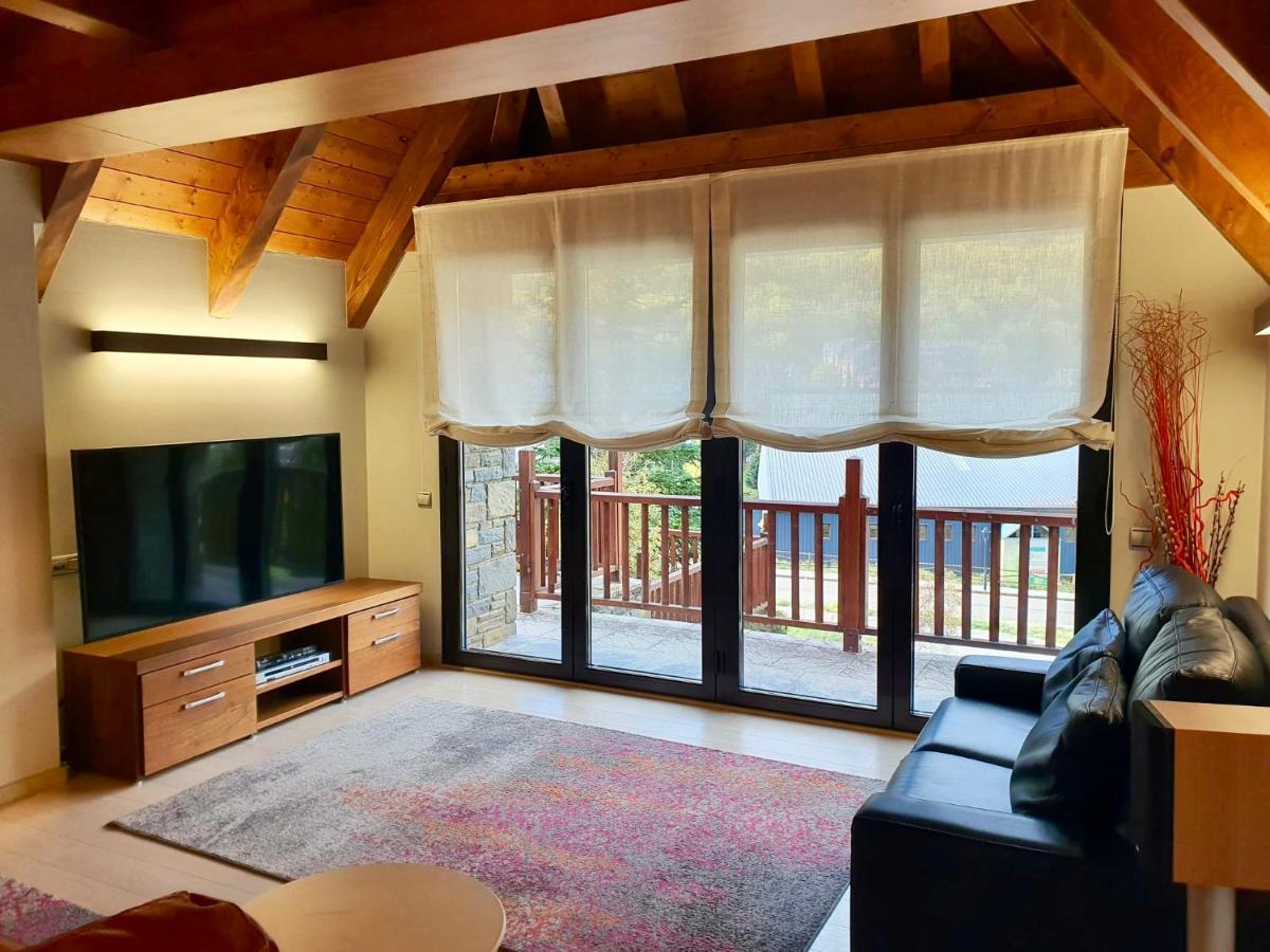 Chalet X