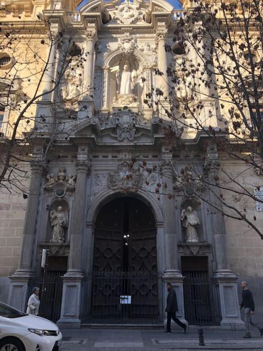 Apartamento Junto A Catedral Apartment *