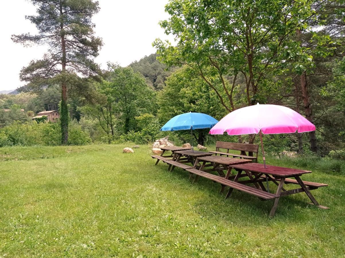 Сasa de vacaciones Cal Peguera, Casa De Cuento En Medio Del Bosque
