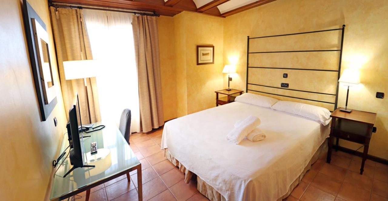 Hospederia Palacio Papa Luna 3* Illueca