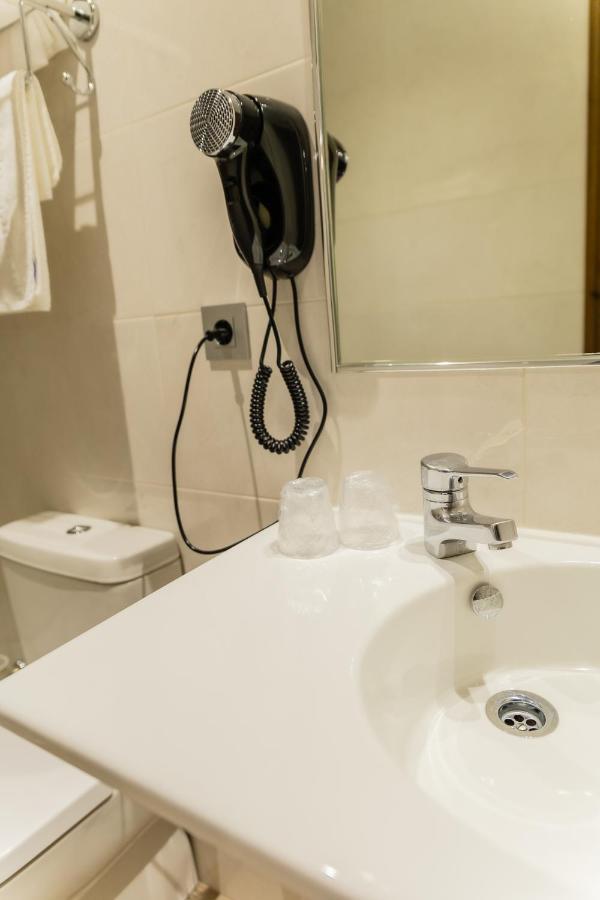 Hostal Santo Domingo De Silos Santo Domingo De Silos