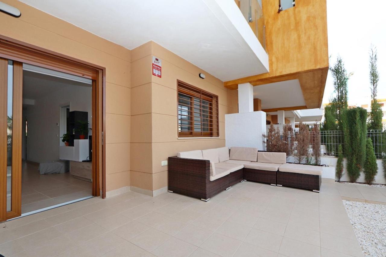Ref 9938 Gala * Dehesa de Campoamor (Orihuela Costa)