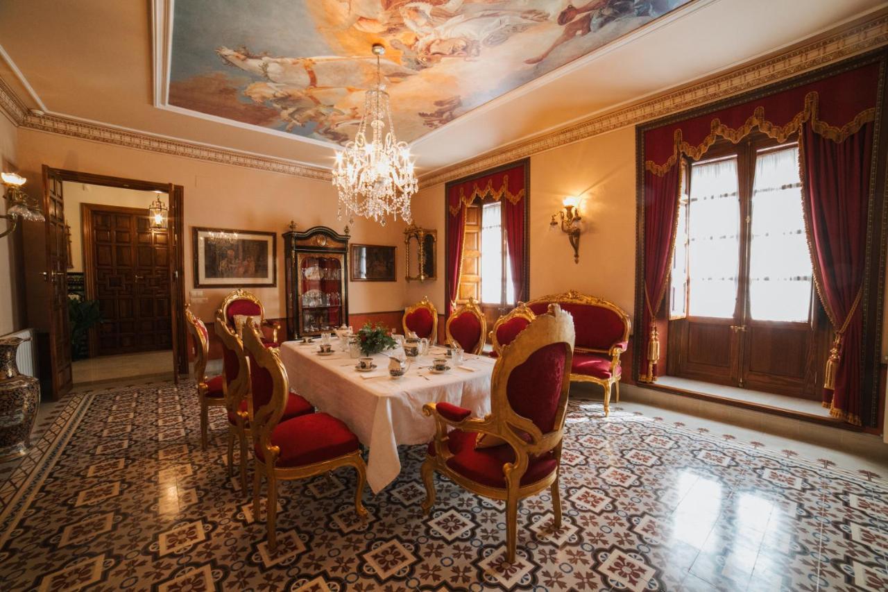 Bed & Breakfast Andalusian Palace *