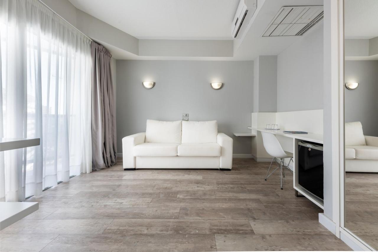 Hotel Caserio