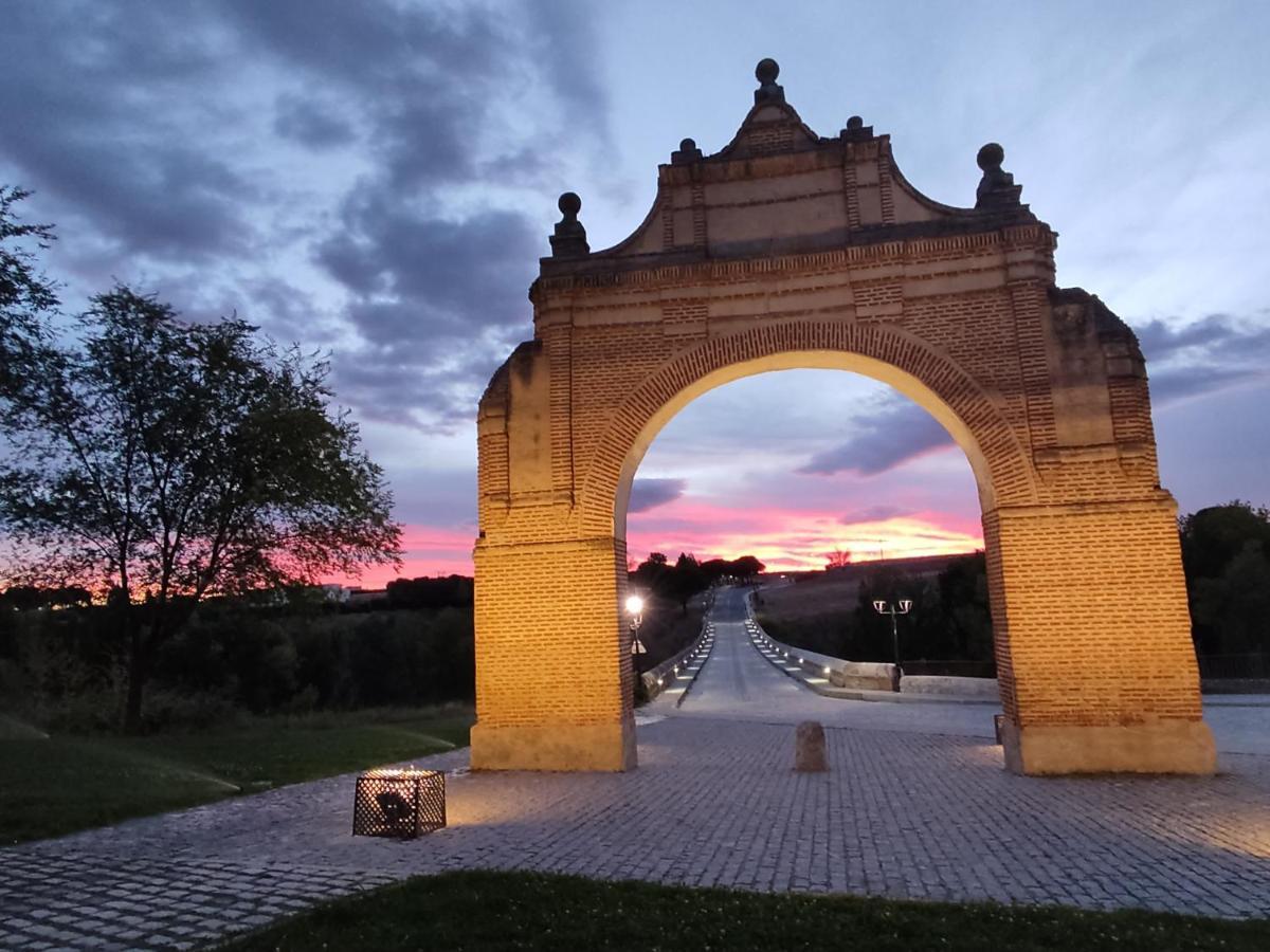 Turistico Carvi * Arévalo