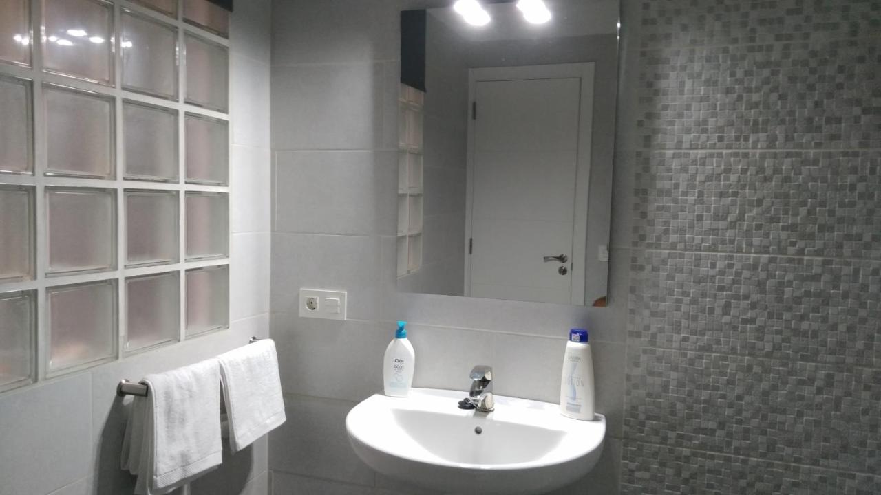 Homestay With Private Bathroom And Sea View, 50 M Del Mar *
