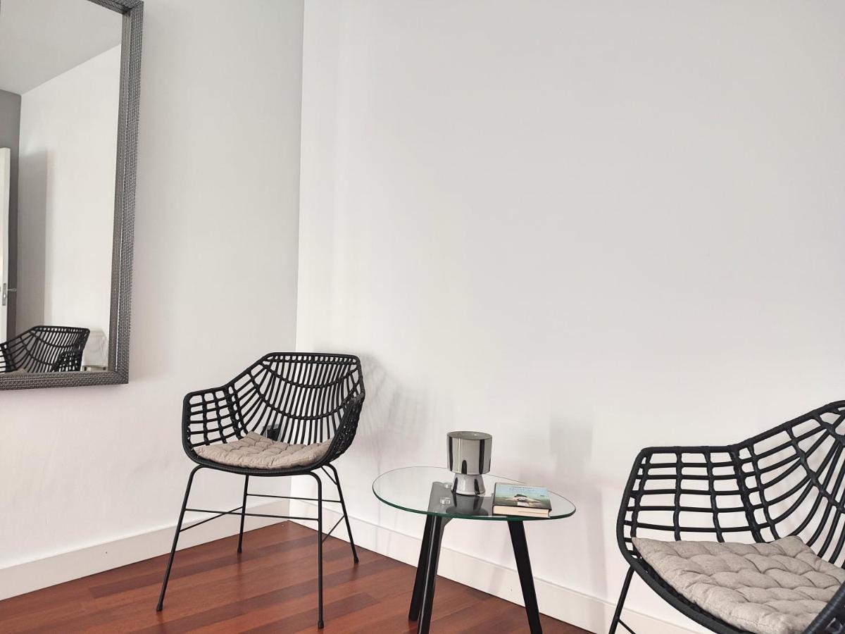 Victoria Center Apartment