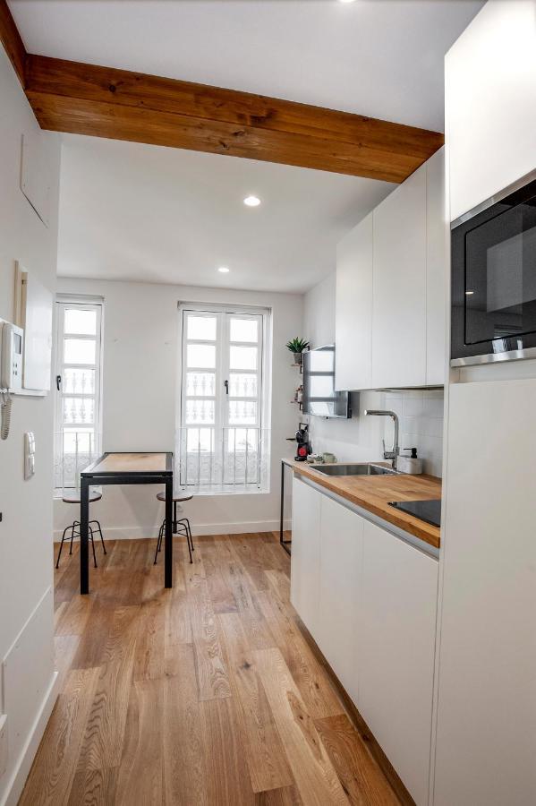 Housingcoruna Elkel * A Coruna