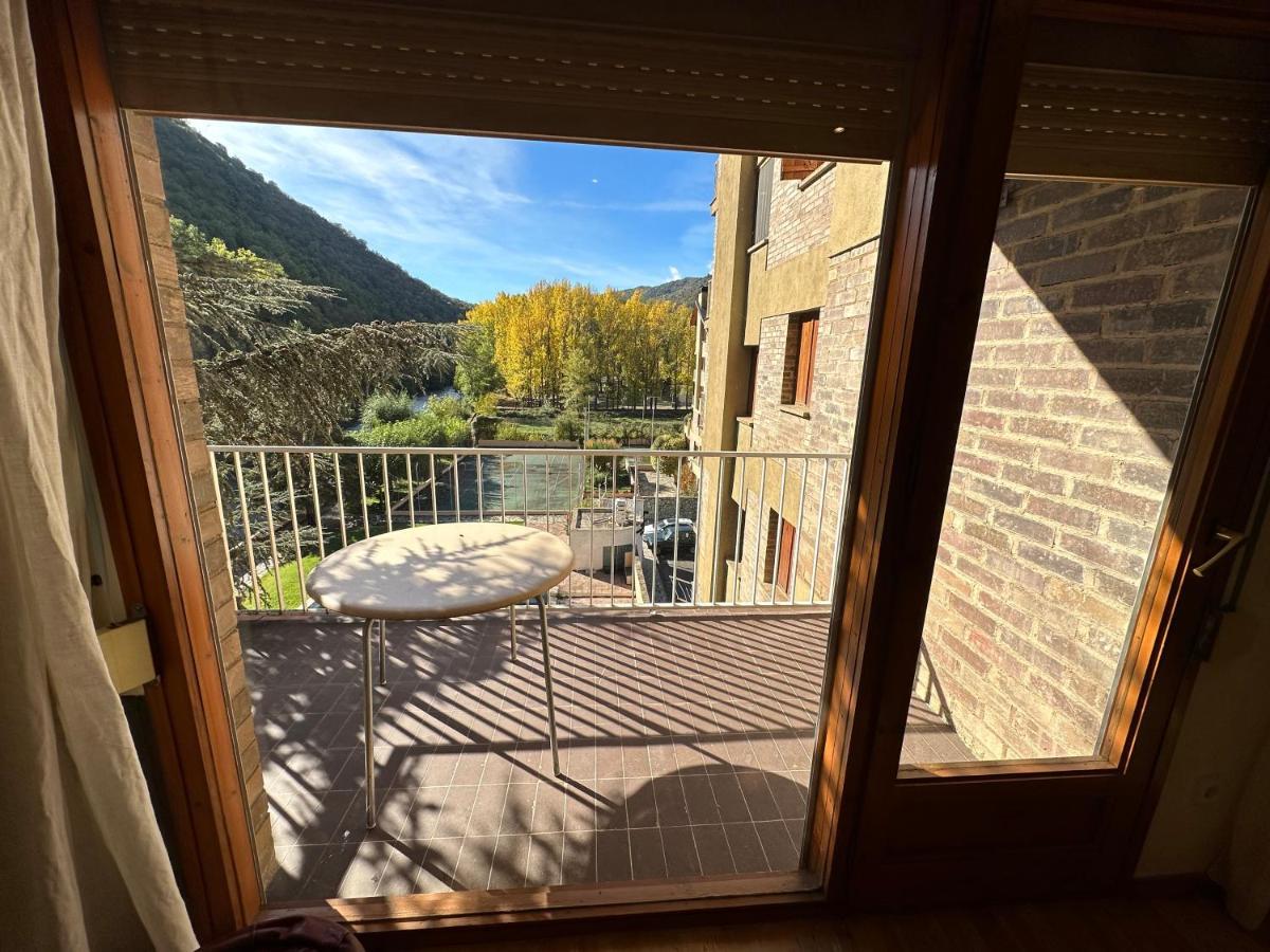 Apartament Rialp Amb Vistes Al Riu Noguera Pallaresa Rialp