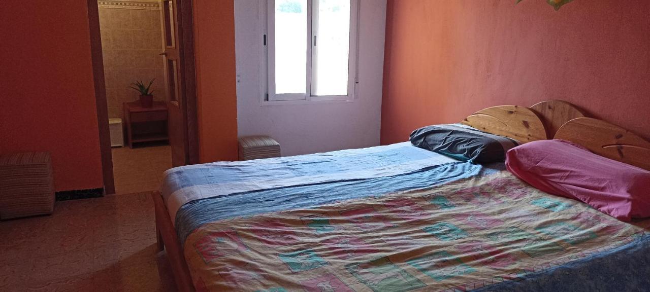 Casa De Paz Y Pensión Tàrbena