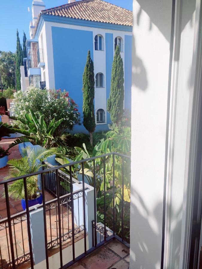 Frontline Apartment, La Perla De La Bahia, Bahia De - Estepona * Casares