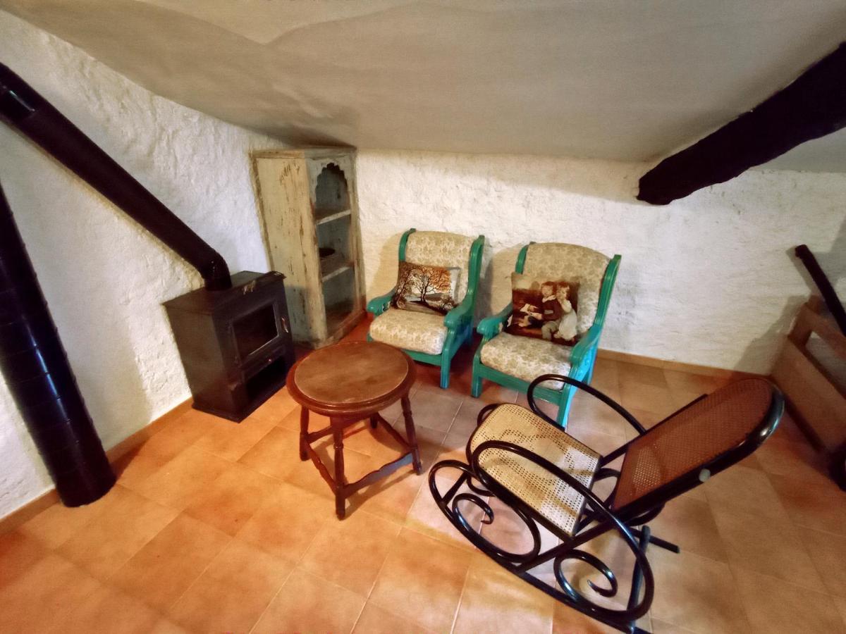 Сasa de vacaciones Cal Peguera, Casa De Cuento En Medio Del Bosque Castell de l'Areny