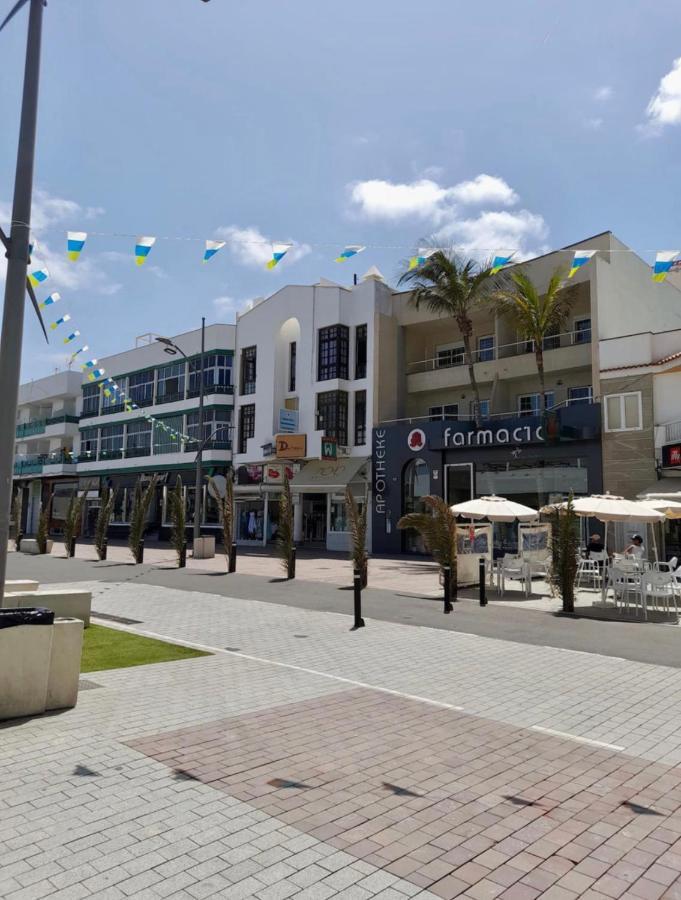 Edificio El Lerele Céntricos A 100m De La Playa Apartamento