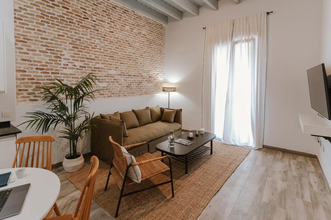 O&l Punonrostro Bright Minimalist *