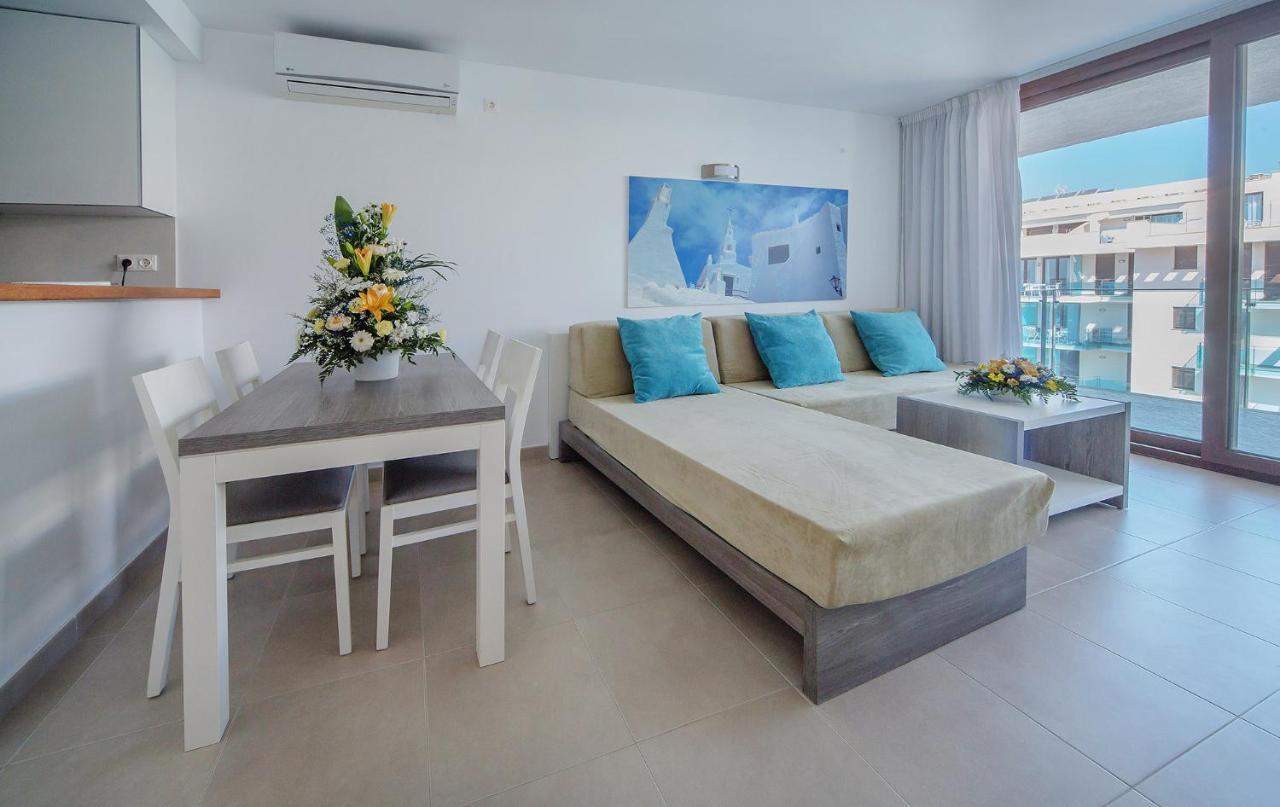 Ferrer Skyline Aparthotel 4*