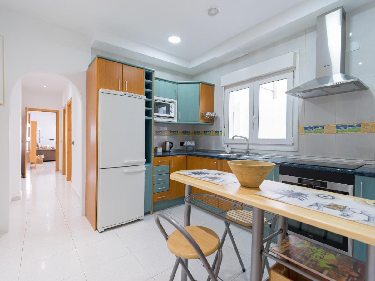 Homeforguest Modern In The Centre Of Puerto Del Rosario *