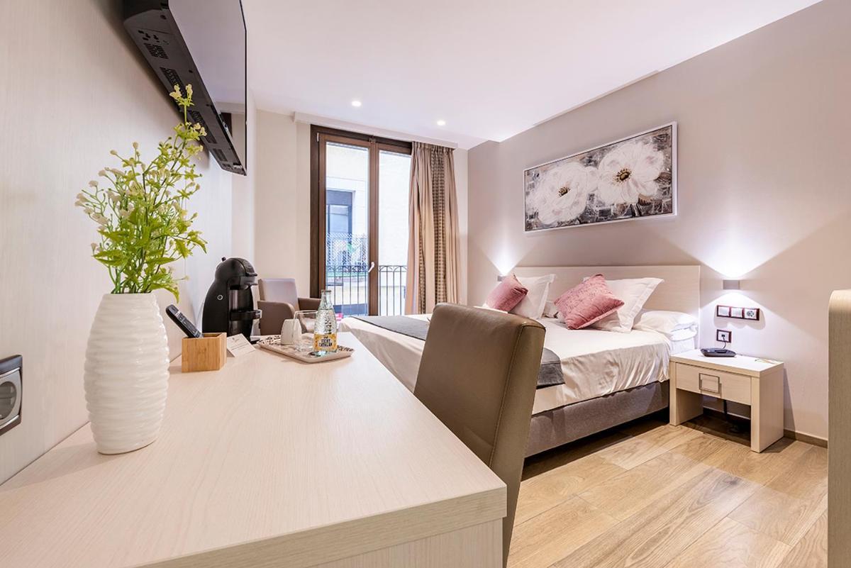 Hotel Centre 3*