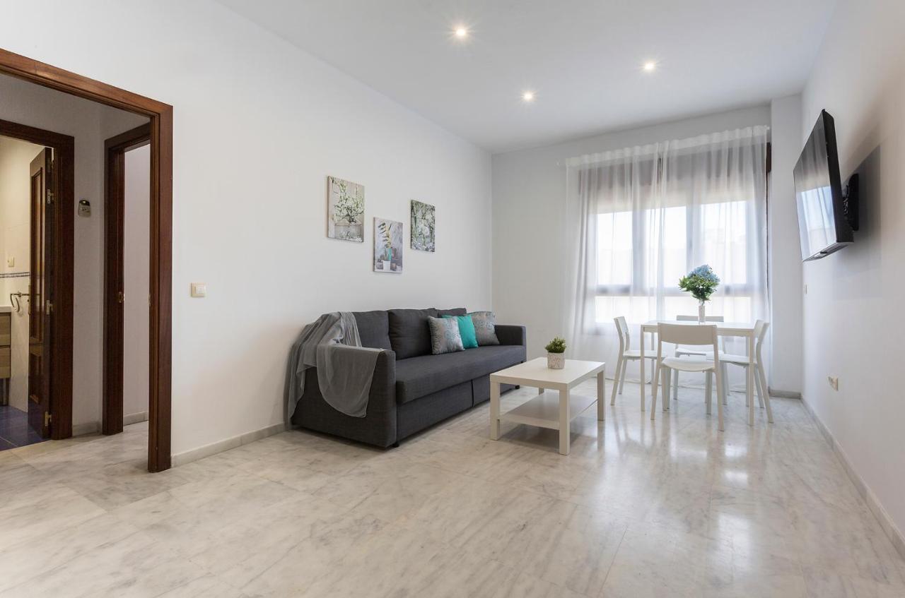 Acceso Sevilla Piscina Moderno Parking Gratis Apartment