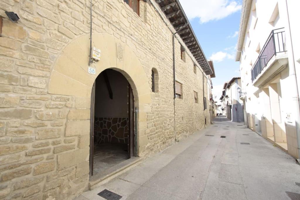 Medieval House Near Pamplona Сasa de vacaciones Artajona