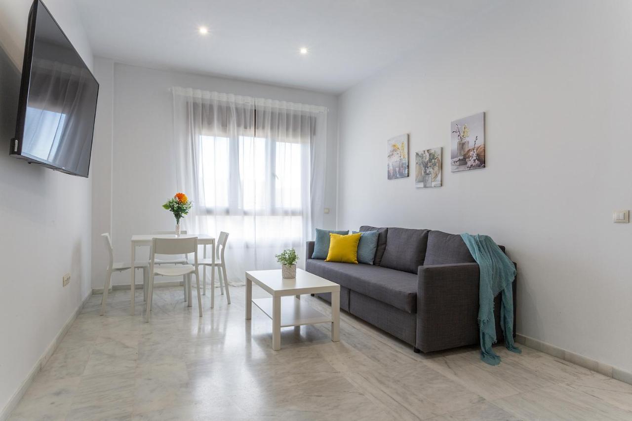 Apartment Acceso Sevilla Piscina Moderno Parking Gratis *