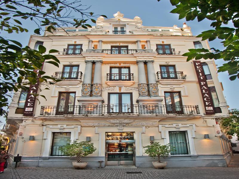 Petit Palace Canalejas Hotel 2*
