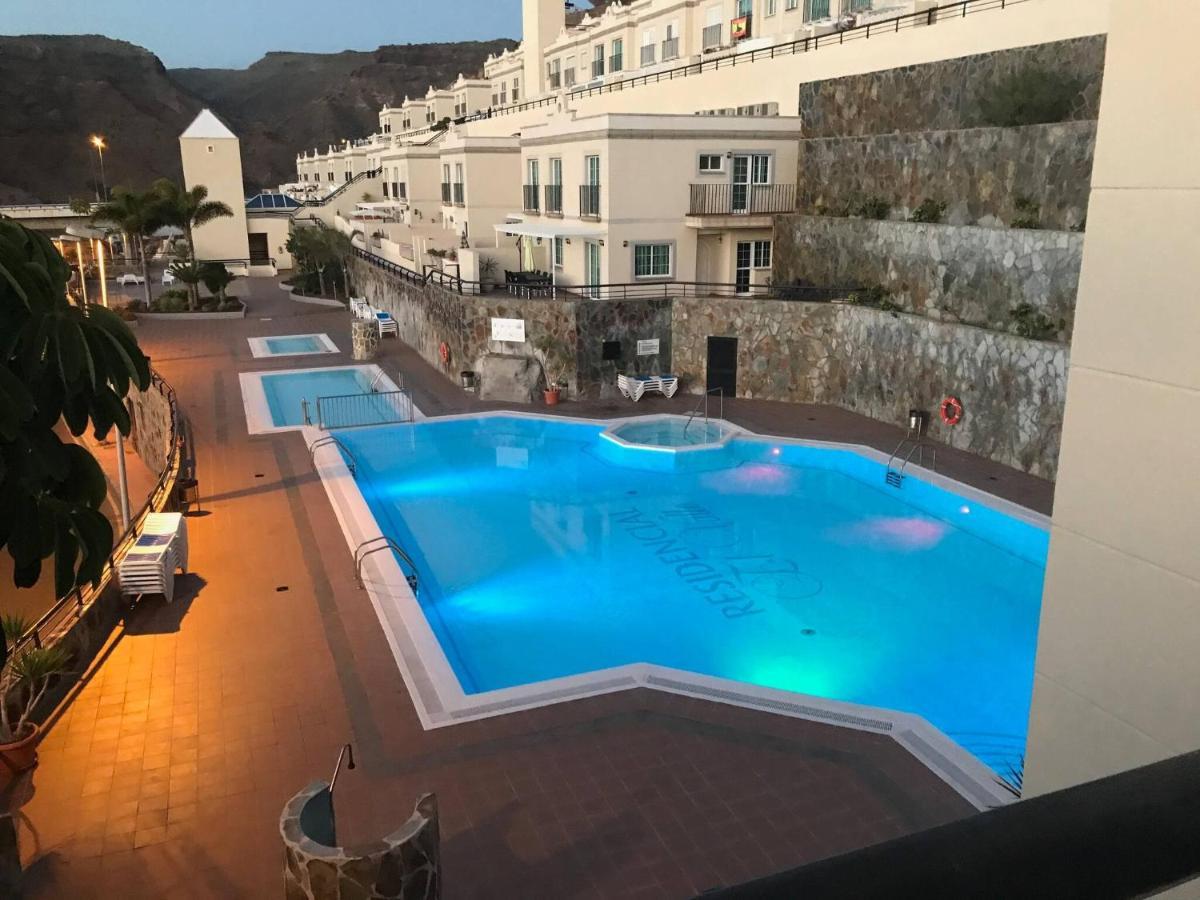 Modern House With Large Chill Out Terrace And Jacuzzi Apartamento *
