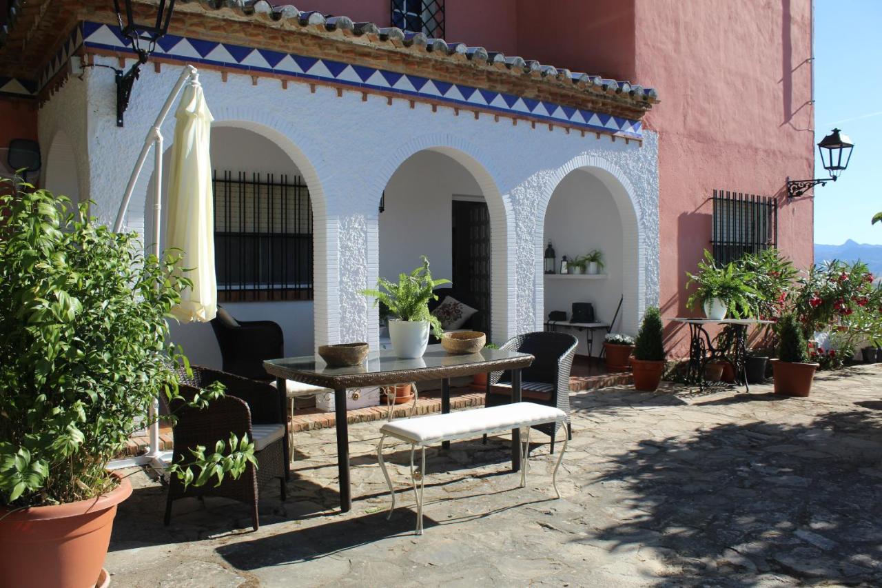Morales By Casaturistica Holiday home