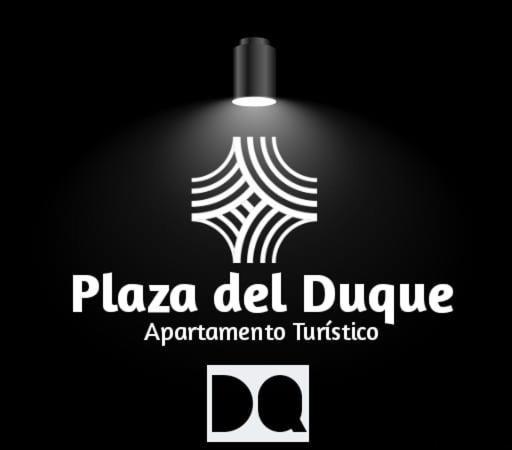 At Plaza Del Duque Apartamento Caces