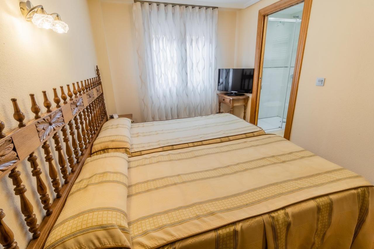 Guest house Hostal Santo Domingo De Silos *