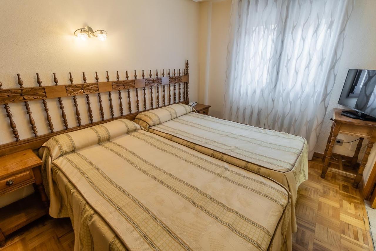 Guest house Hostal Santo Domingo De Silos Santo Domingo De Silos
