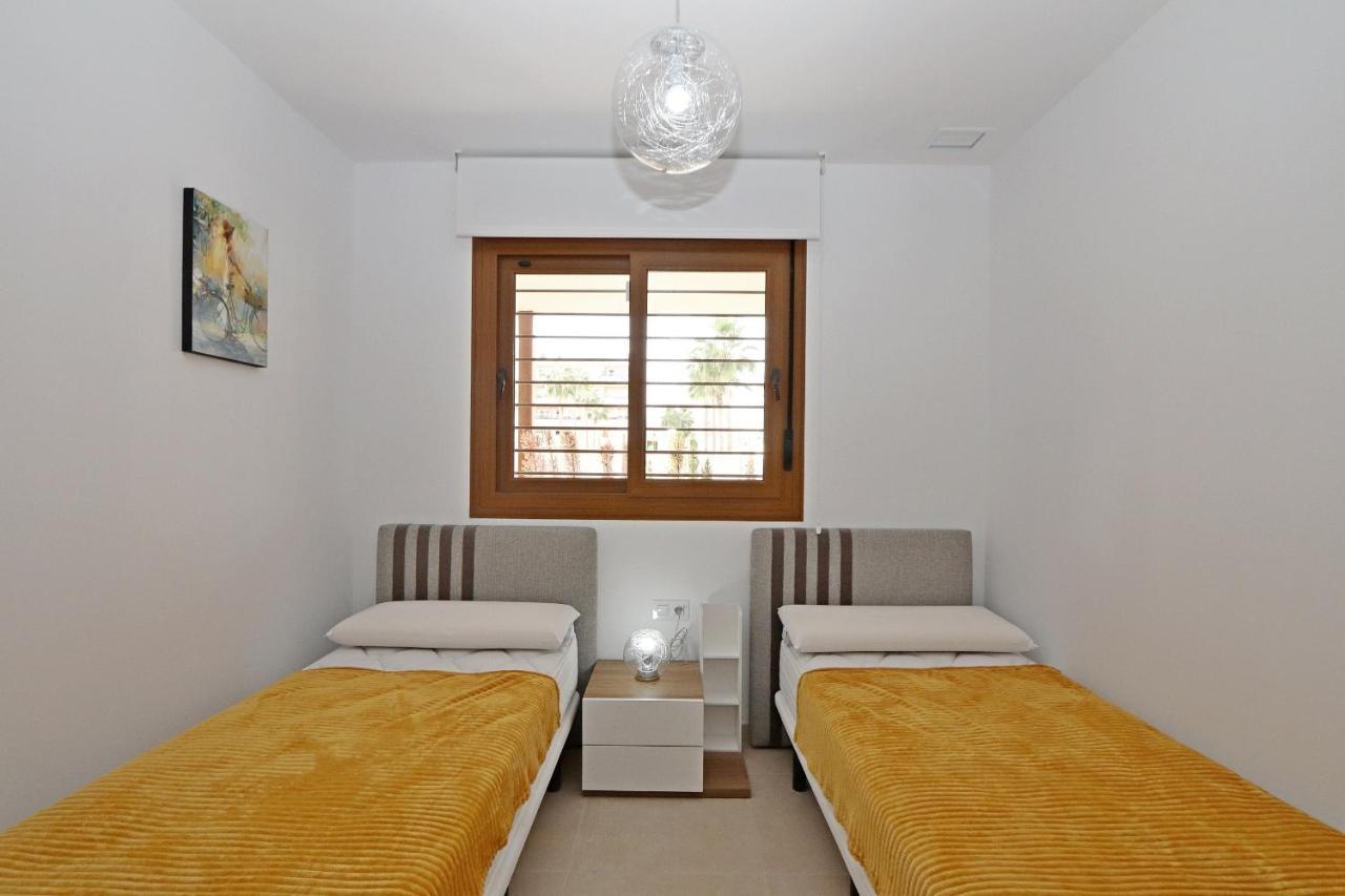 Apartment Ref 9938 Gala Dehesa de Campoamor (Orihuela Costa)