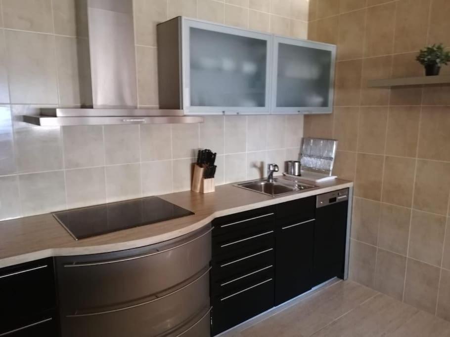Apartamento Grande En El Puerto Marina Del Este Apartamento
