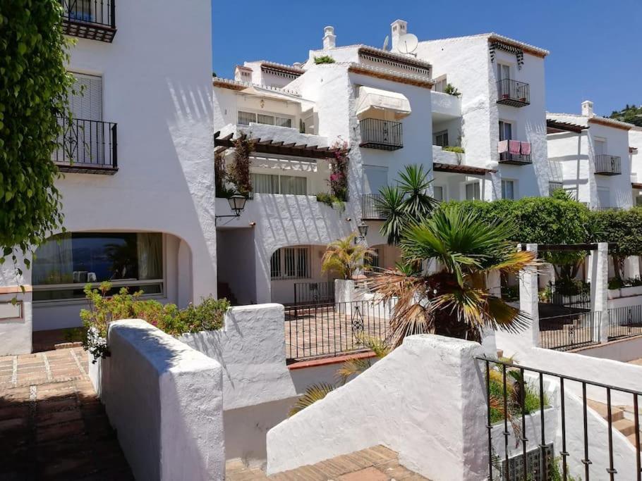 Apartamento Grande En El Puerto Marina Del Este