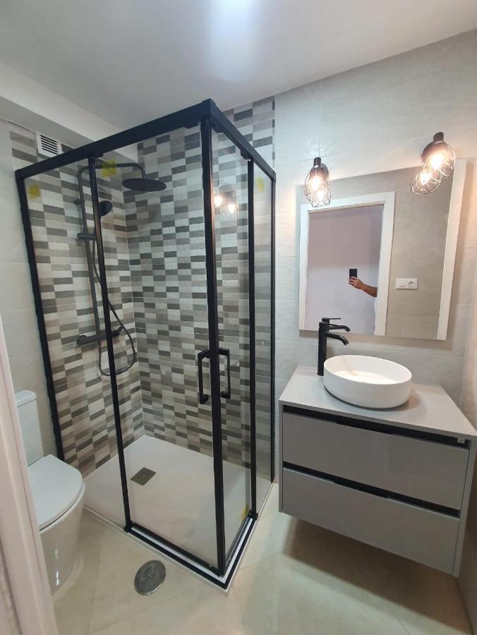 Apartamento Primera Línea De Playa. Zona Playa Costilla. Rota