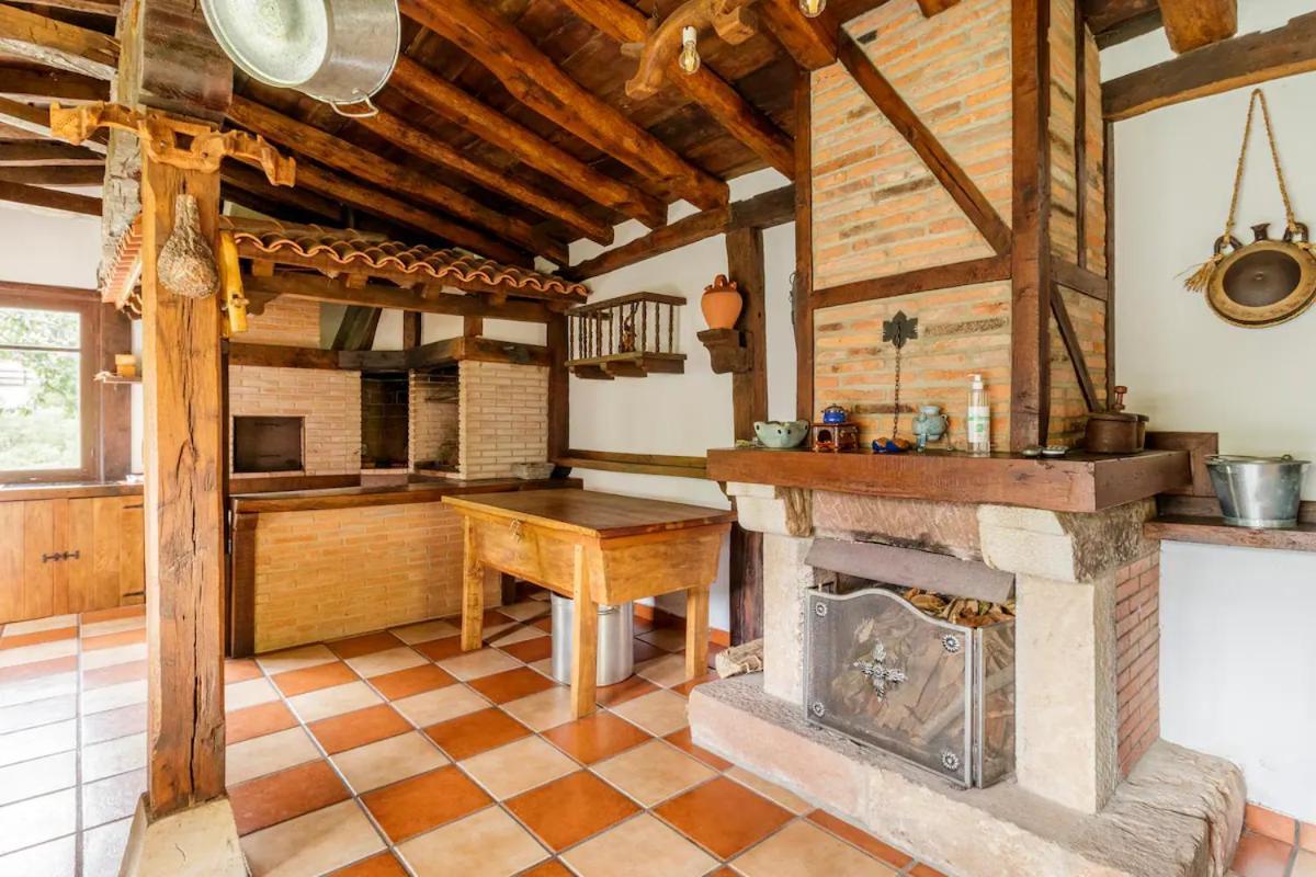 Rurales Valverde Apartment Potes