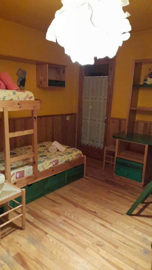Acogedor En Apartamento Rialp