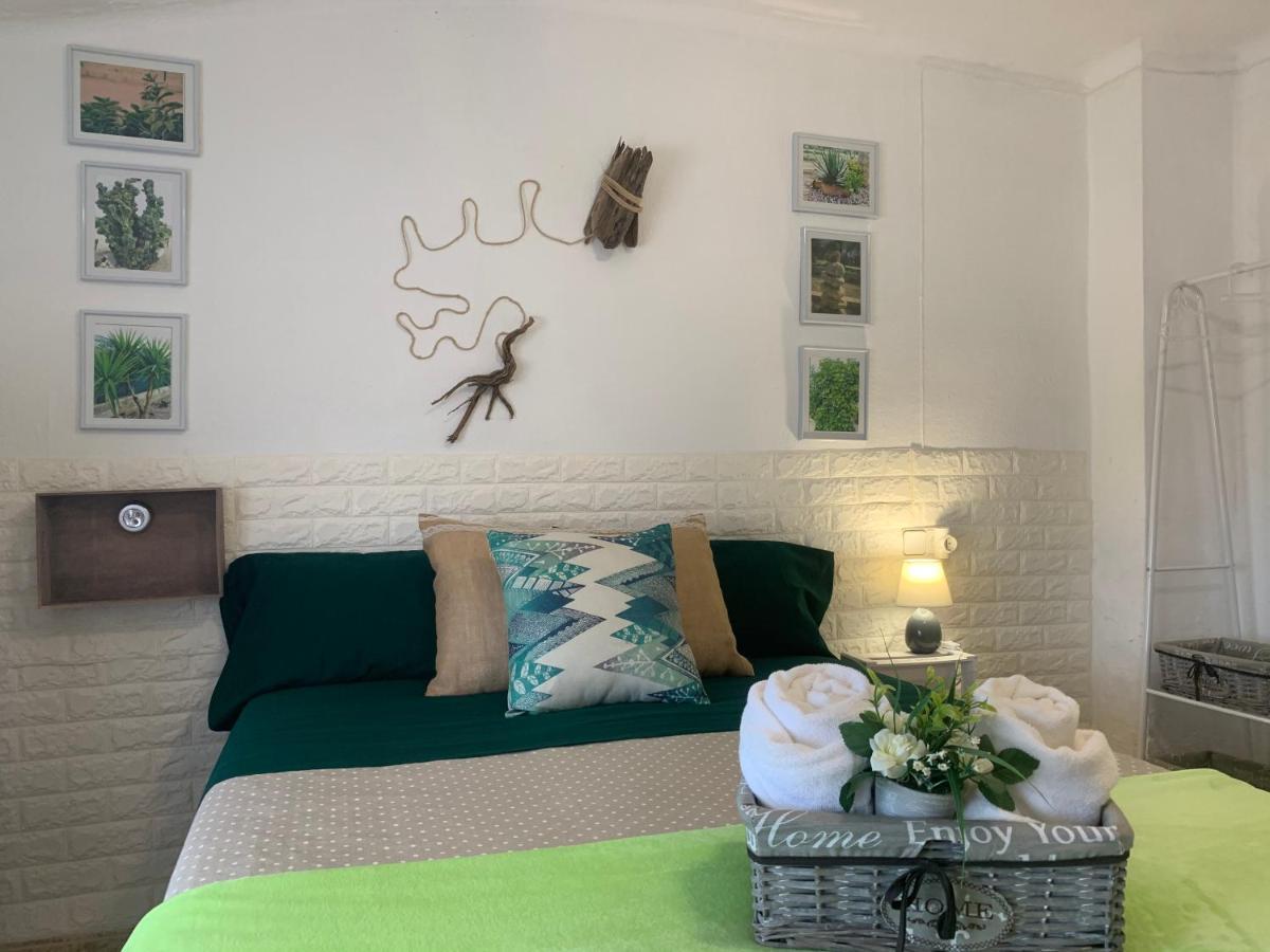 Casa Enric , Con Zona Infantil, Piscina Y Parking Privado * Deltebre