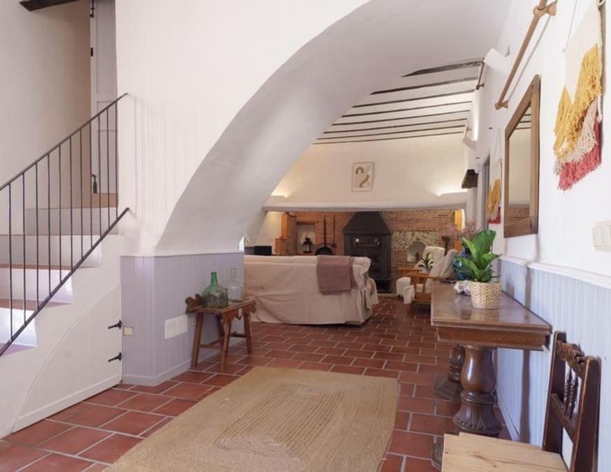 Con Jacuzzi Y Chimenea En Paraje Unico - La Casa Del Pino *