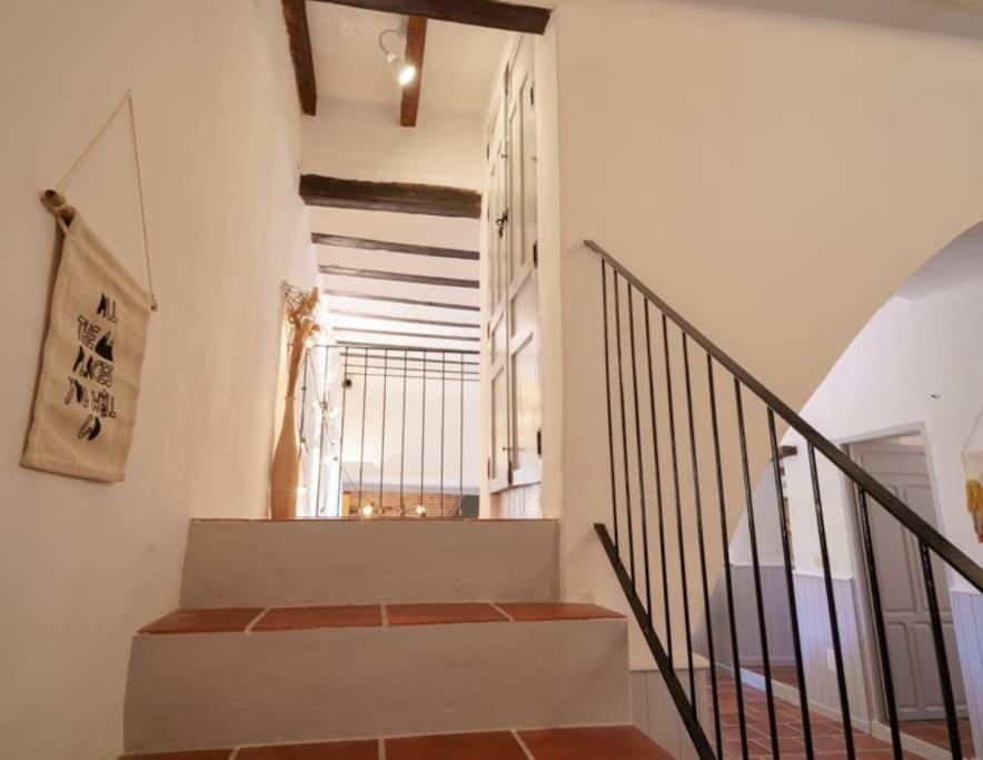 Con Jacuzzi Y Chimenea En Paraje Unico - La Casa Del Pino Сasa de vacaciones Blanca