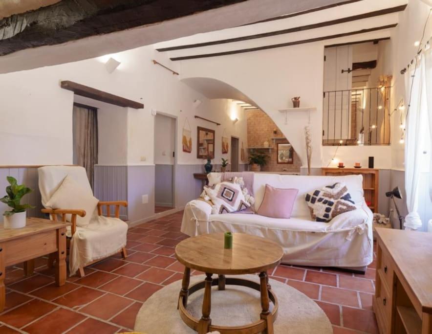Con Jacuzzi Y Chimenea En Paraje Unico - La Casa Del Pino *