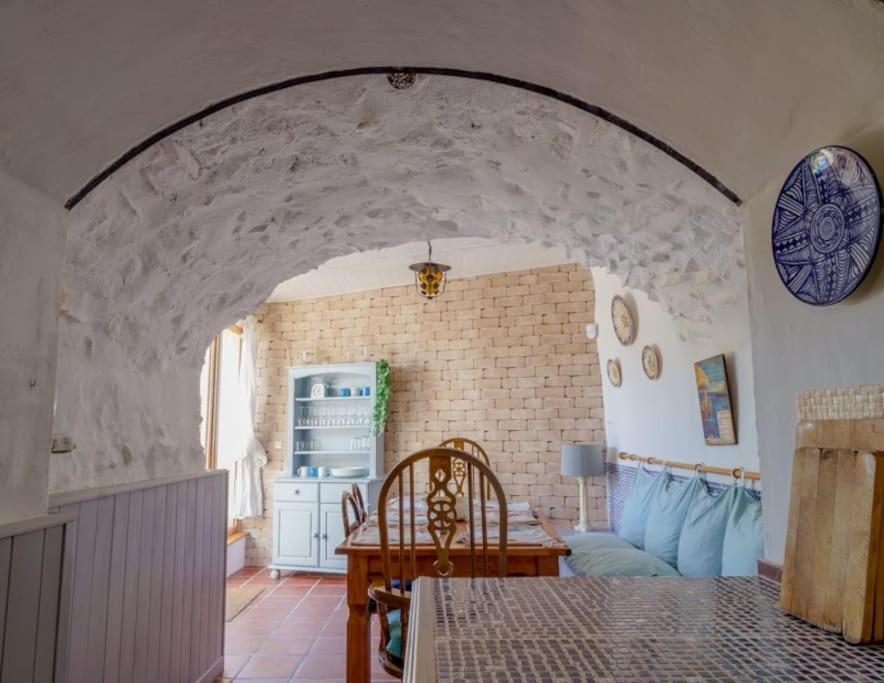 Con Jacuzzi Y Chimenea En Paraje Unico - La Casa Del Pino *